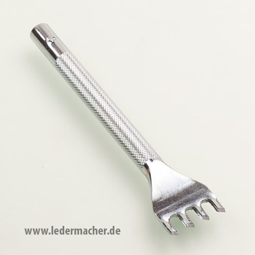 Schlageisen für  Flechtlöcher - 4 Zähne - 45 Grad gedreht